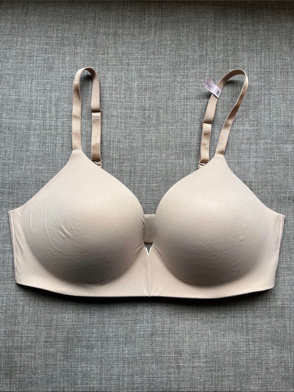Victoria's Secret Push-Up Nude Neutral Bra 38DD